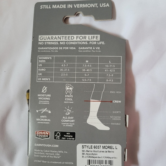 🌟 NWT Darn Tough Socks - Picture 4 of 4
